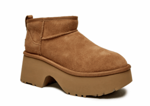 Buty UGG śniegowce zamszowe Classic Ultra Mini New Heights damskie 1158311-CHE